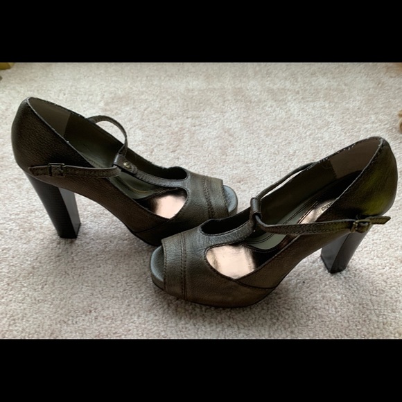 Simply Vera Vera Wang chunky heels size 8 - Picture 2 of 3